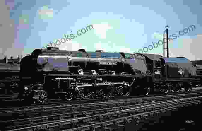 Stanier Advanced Pacific Locomotive Hauling A Passenger Train At High Speed The Turbomotive: Stanier S Advanced Pacific (Locomotive Portfolios)